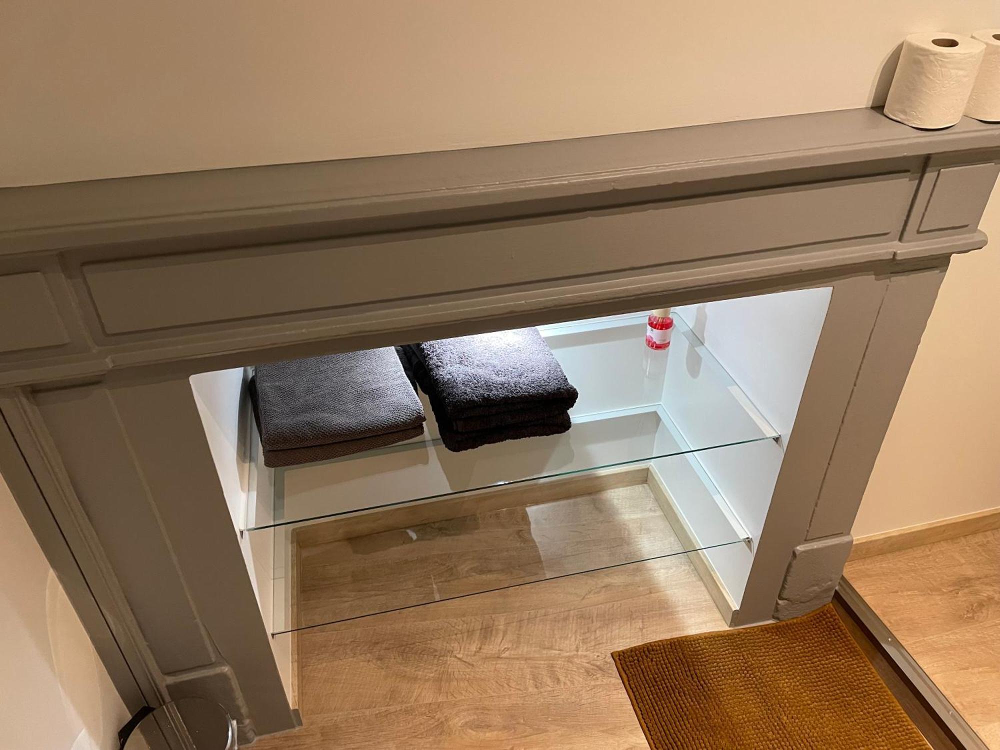 F2 Centre Historique Saint Colomban Apartment Люксойл-ле-Бан Екстериор снимка
